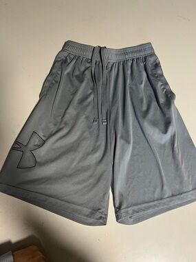 Under Armour Men’s Charcoal Athletic Shorts with Black Logo